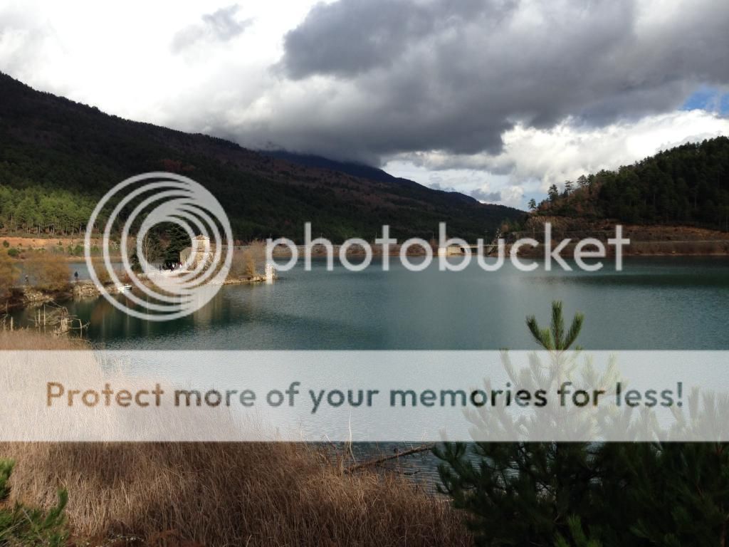 http://i1363.photobucket.com/albums/r704/Vagelis_Papaioannou/IMG_3631_zps0a3a1455.jpg