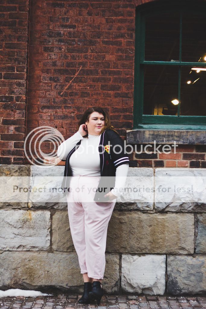plus size outfit, curvy fashion, plus size active, valentines outfit, plus size casual, plus size jersey, valentines day, plus size urban, plus size pastel, pastel pants, plus size pajamas, holiday fashion, holiday wear, plus size holiday, fashion, fatshion, curvy girl, plus size lingerie, plus size fashion, bbw girl, curvy fatshion, casual fashion, canada plus size fashion