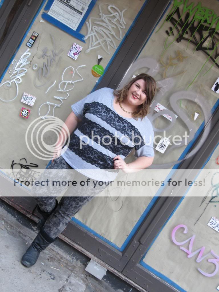 plus size fashion, toronto, plus size top, plus size jeans, plus size blogger, curvy girl toronto, plus size blog canada, toronto fatshion, fatshion blog, curvy fashion toronto, plus size acid wash jeans, plus size lace, casual fashion, bbw lace, bbw ootd, curvy fatshion, canada plus size fashion
