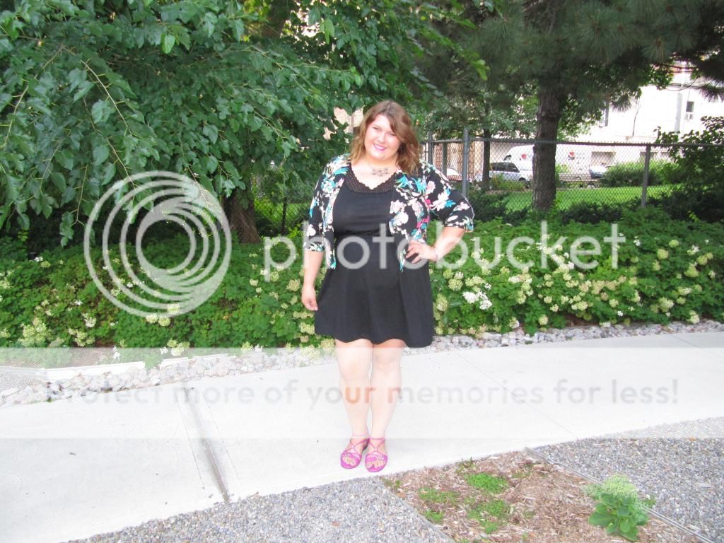 plus size fashion, toronto, plus size tunic, plus size dress, plus size soft blazer, plus size blogger, curvy girl toronto, plus size blog canada, toronto fatshion, fatshion blog, curvy fashion toronto, body positivity, plus size wedges, radiant orchid, colour of the year plus size blazer, canada, plus size bathing suit cover up, casual fashion, bbw ootd, curvy fatshion, curvy girl, canada plus size fashion