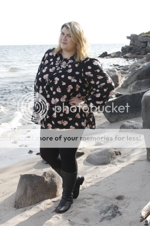 plus size outfit, curvy fashion, plus size jacket, 70s plus size fashion, plus size blouse, plus size florals, plus size fall fashion plus size tunic, casual plus size fashion, curvy girl, new look fashion, plus size leggings, curvy girl leggings, casual ootd, plus size suede, curvy casual outfit, curvy girl, curvy girl skirt, plus size fall fashion, torrid canada, plus size causual, bbw girl, plus size fashion, curvy outfit, psootd, plus size fashion, casual fashion, curvy fatshion, casual fashion, canada plus size fashion